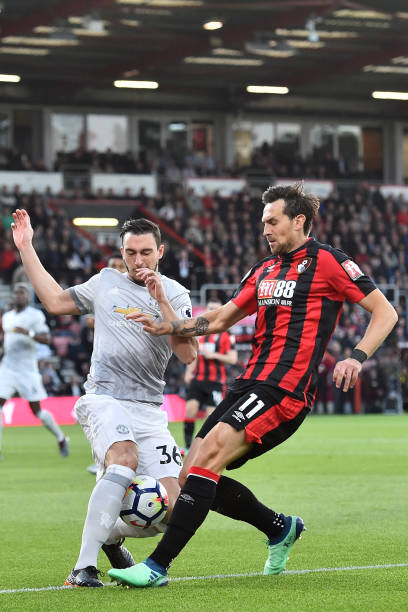 堅持因材施 堅持因材施